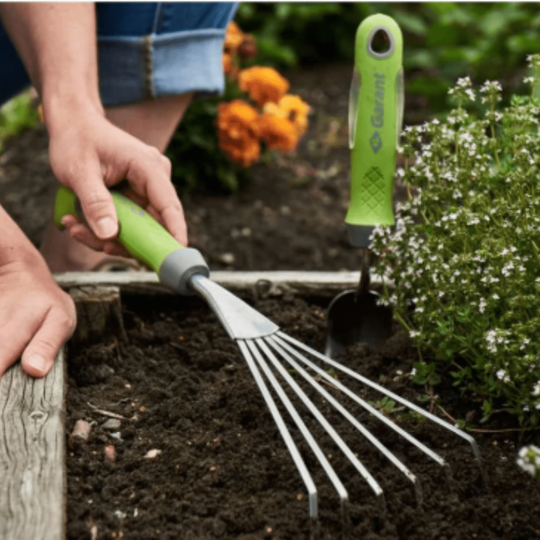 Seed Rake Ranch Garant Hand shrub rake - Ritchie Feed & Seed Inc.